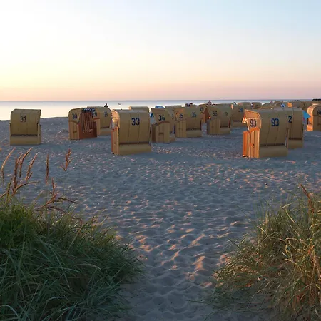 Fischerstieg Hafenblick * Timmendorf